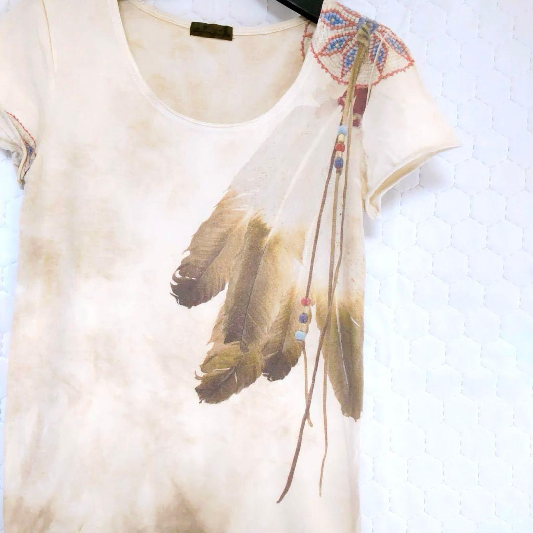 美品✨goa 半袖Tシャツ 羽根とビーズプリント 半袖Tシャツ