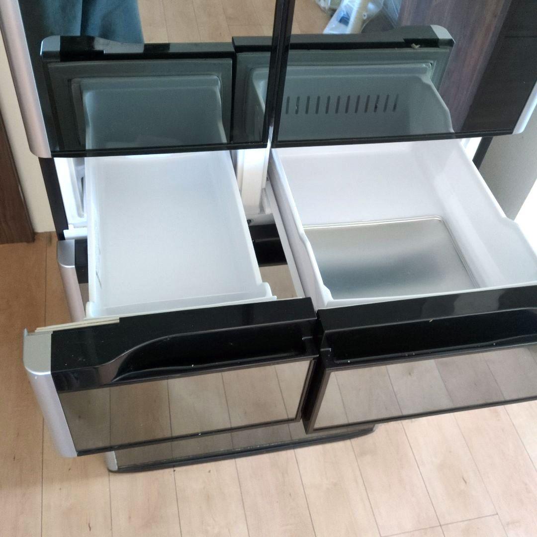 ブラック 2ドア冷蔵庫 ミラー仕上げ　565L