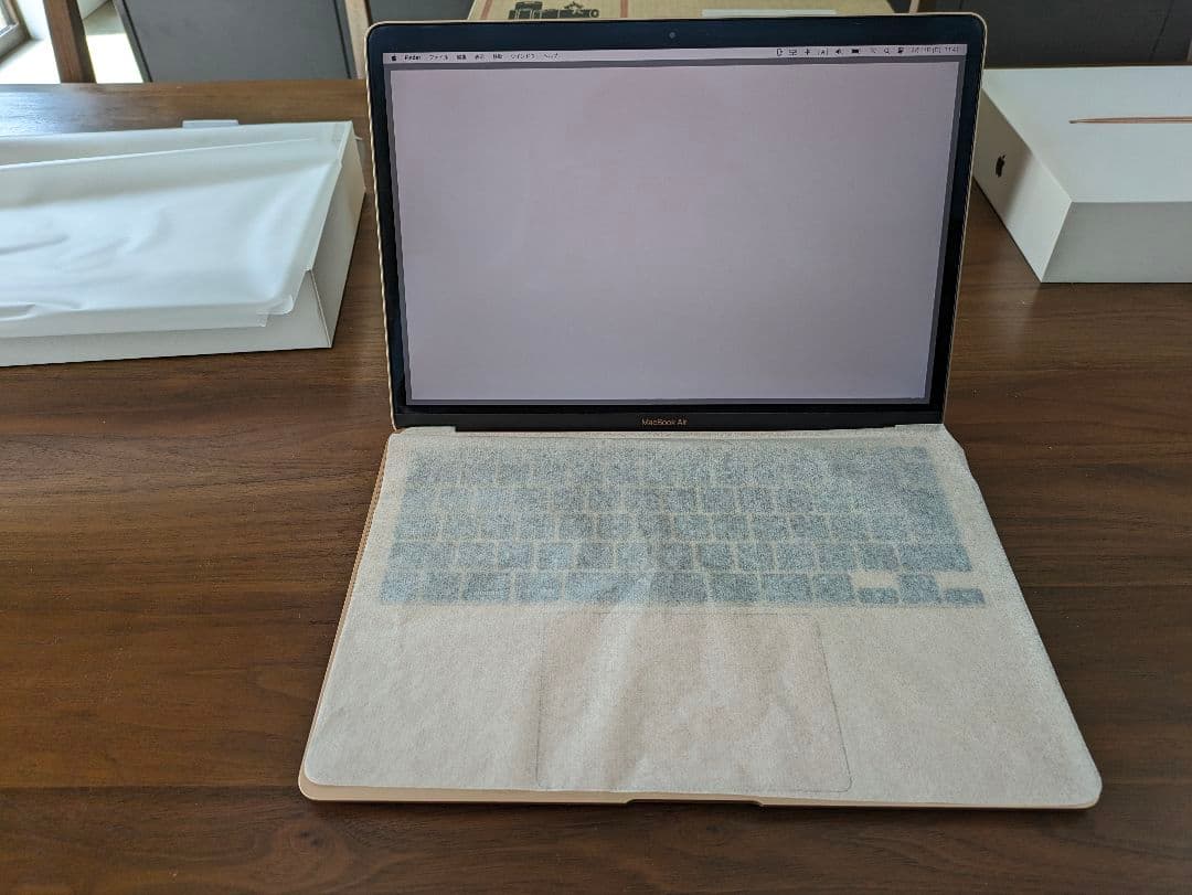 Macbook Air M1 13インチ メモリ8GB SSD256GB