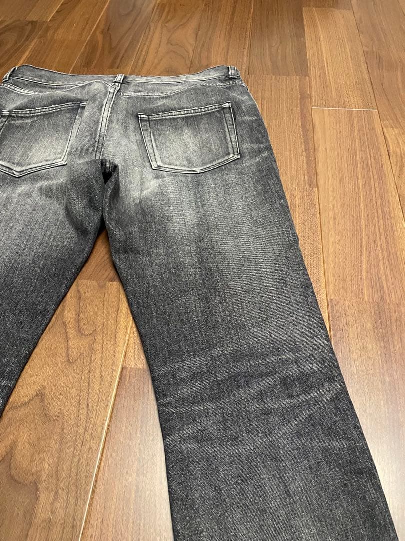 SAINT LAURENT ブラックデニム ダメージ加工