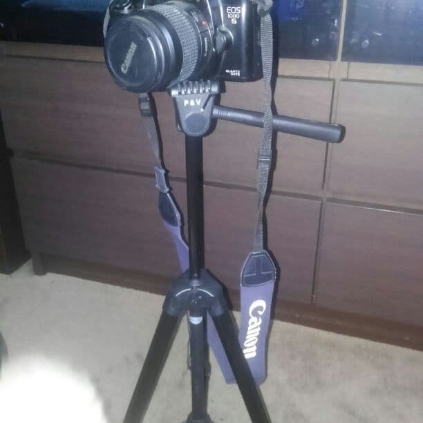 20年前に購入したEOS カメラですその頃購入金額は5万～6万です