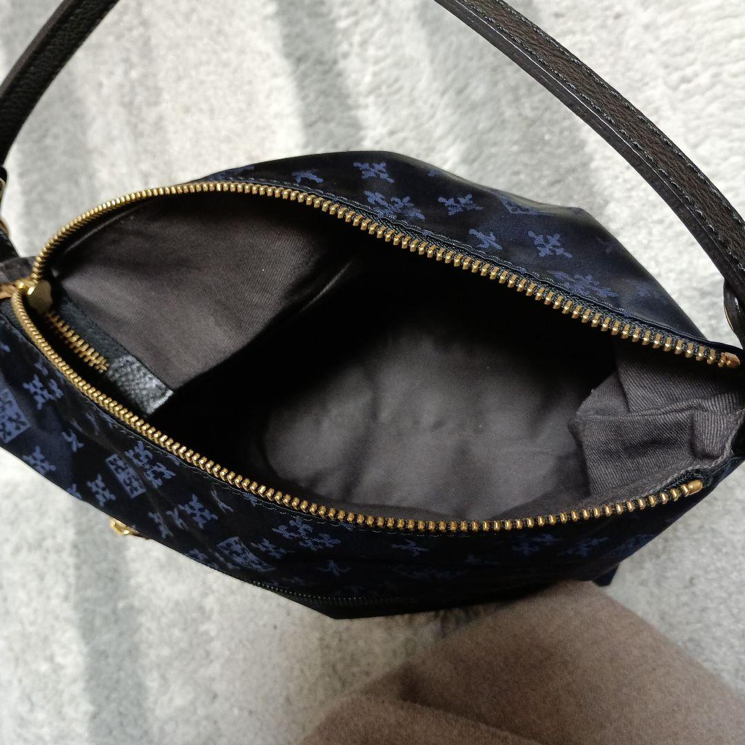 美品　russet　モノグラムナイロンシンプルショルダーバッグ　ネイビー