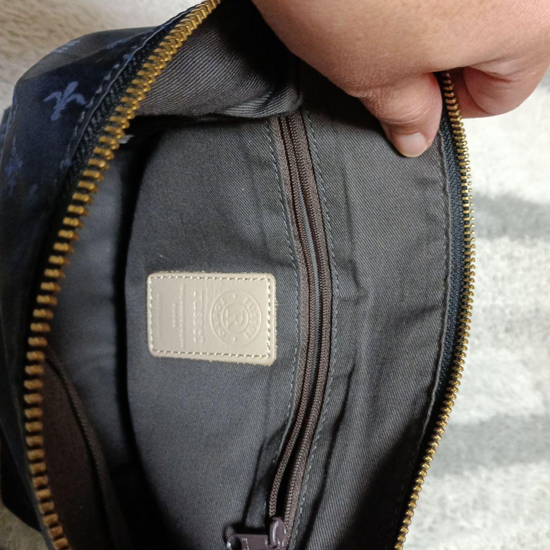 美品　russet　モノグラムナイロンシンプルショルダーバッグ　ネイビー