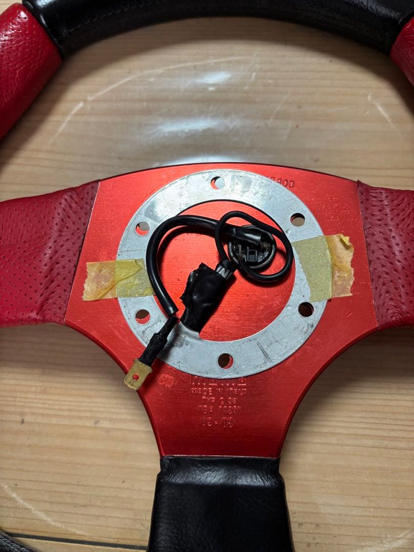 MOMO COMMANDO モモ コマンド 34Φ レッド×ブラック