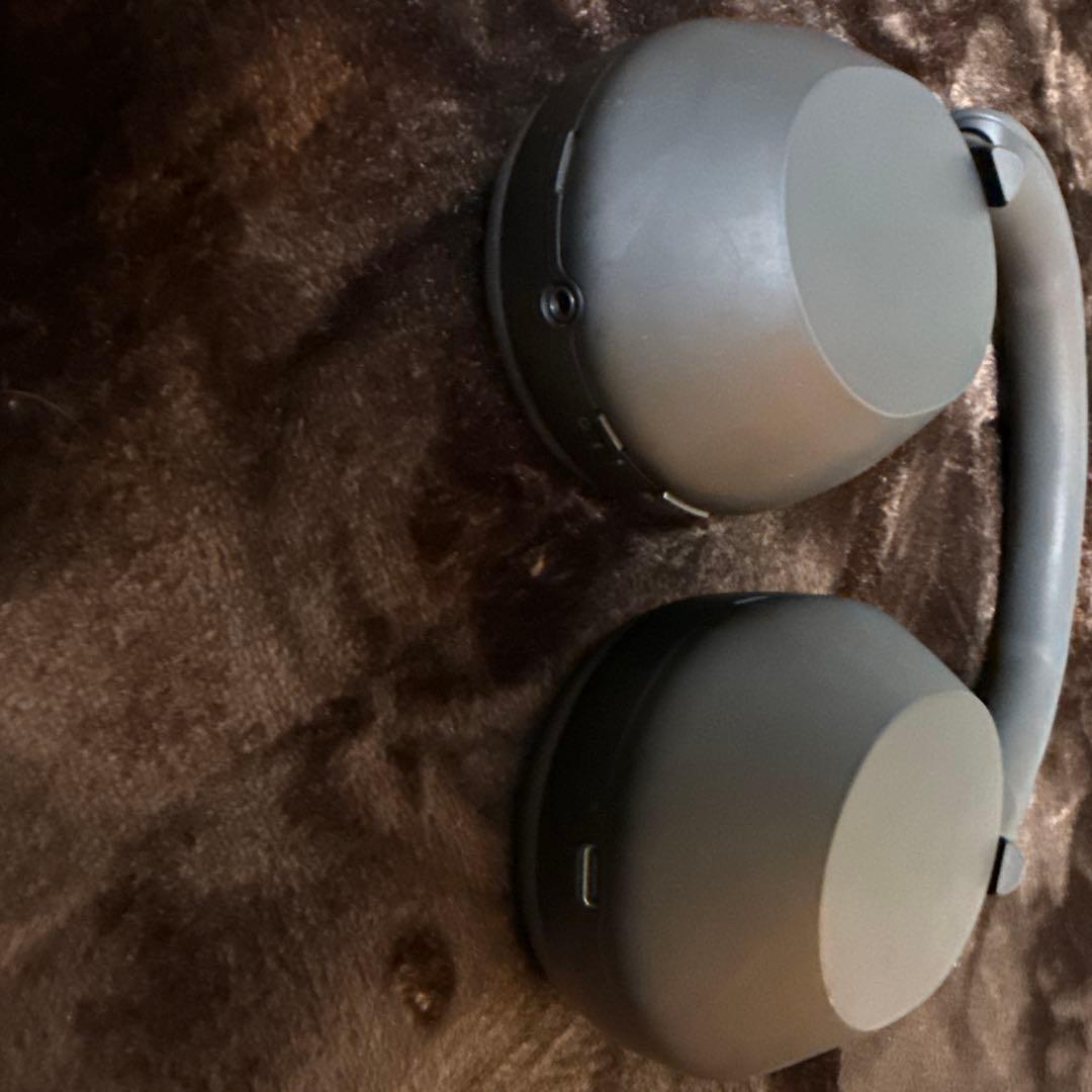 SONYワイヤレスノイズキャンセリングステレオヘッドホン WH-1000XM5