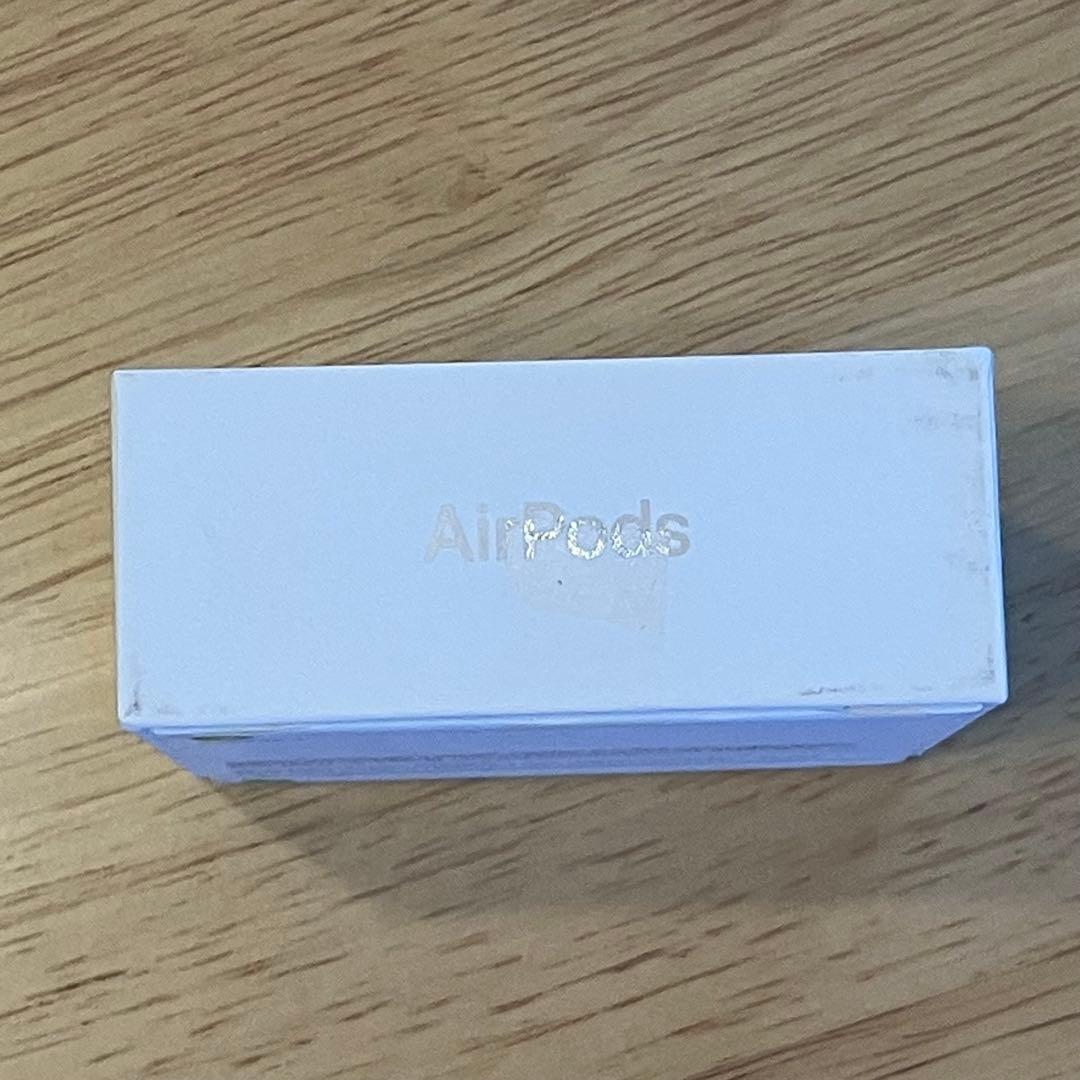 ★新品・未開封★ Apple AirPods 4