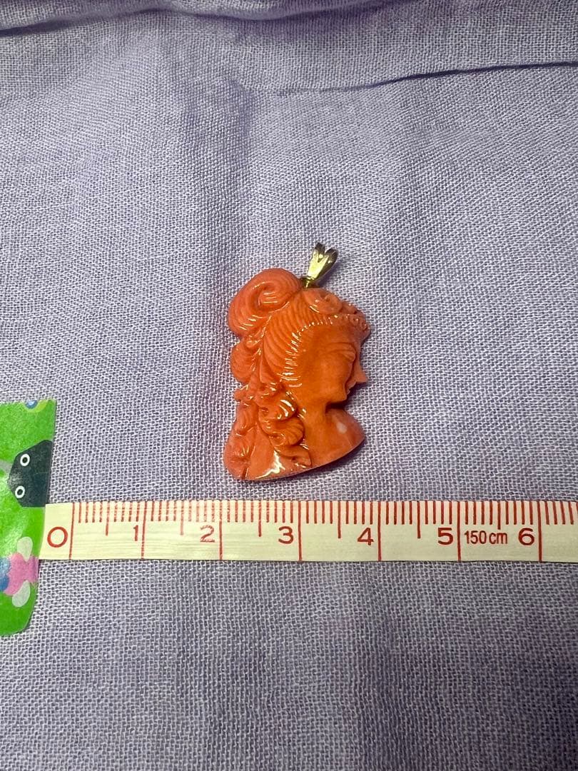 h*i様 コーラル 珊瑚 ペンダントトップ 女性の横顔