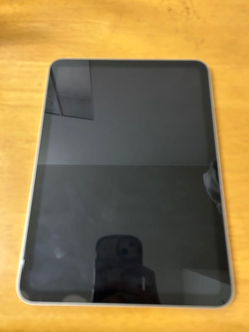 Apple iPad 10世代　64GB Wi-Fiモデル　シルバー 本体