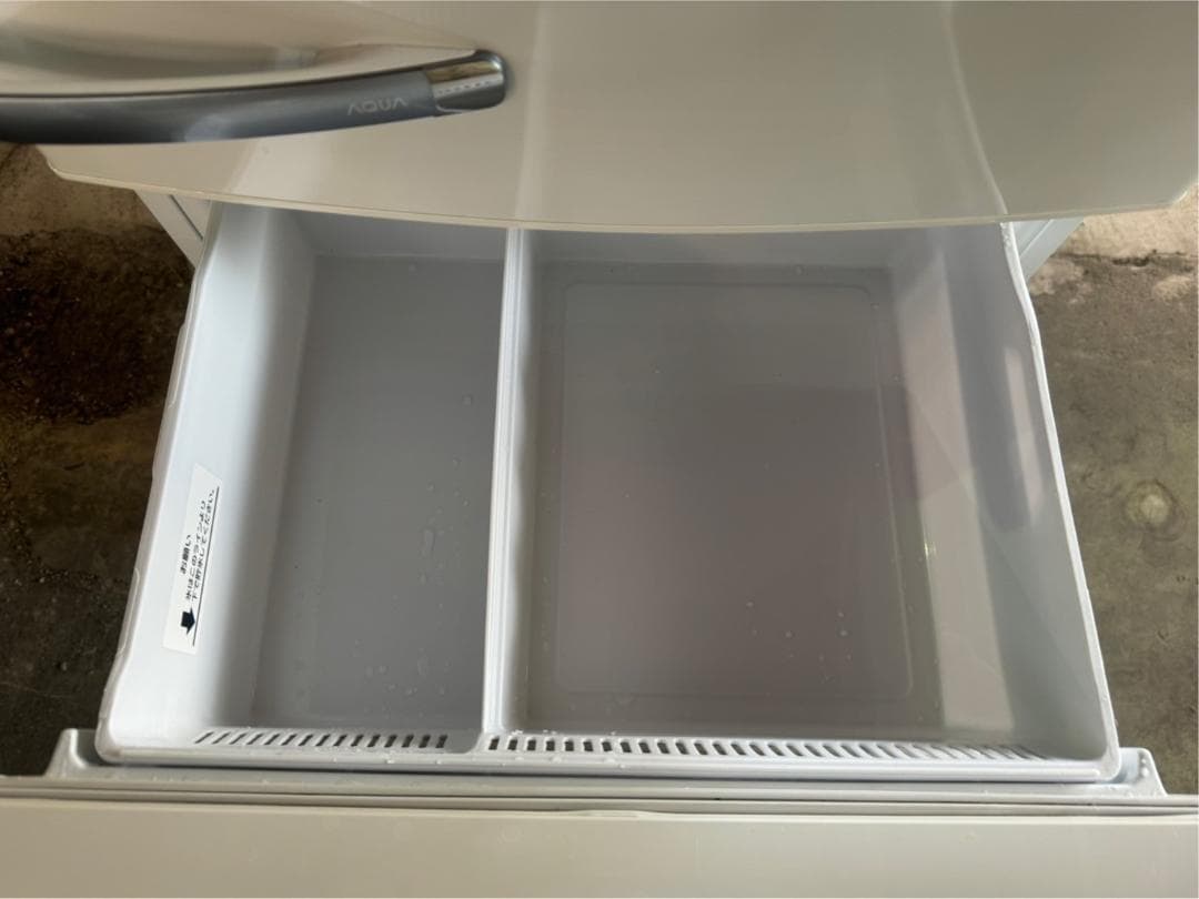 大阪送料無料★3か月保障付き★冷蔵庫★2015年★AQR-361D★R-983