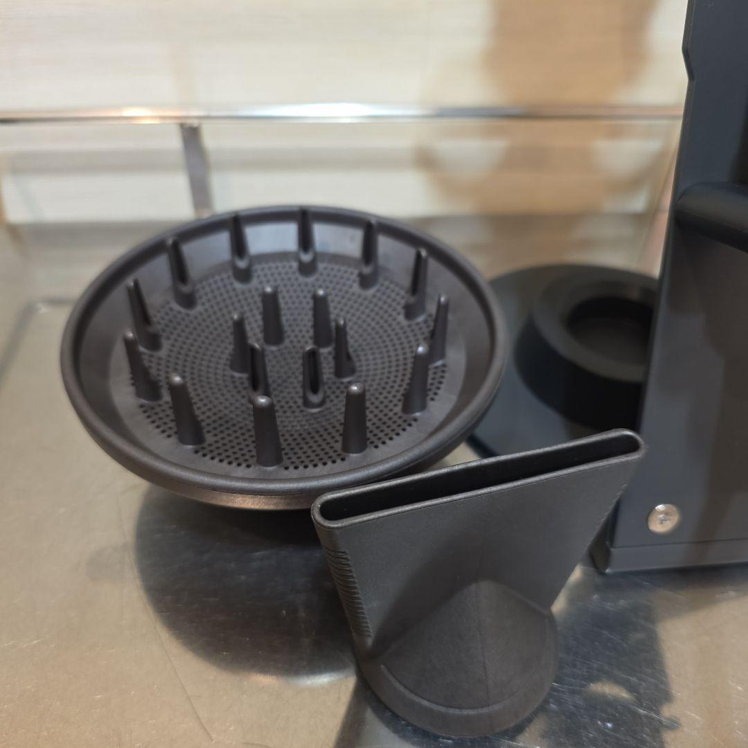 Dyson Supersonic ヘアドライヤー シルバー