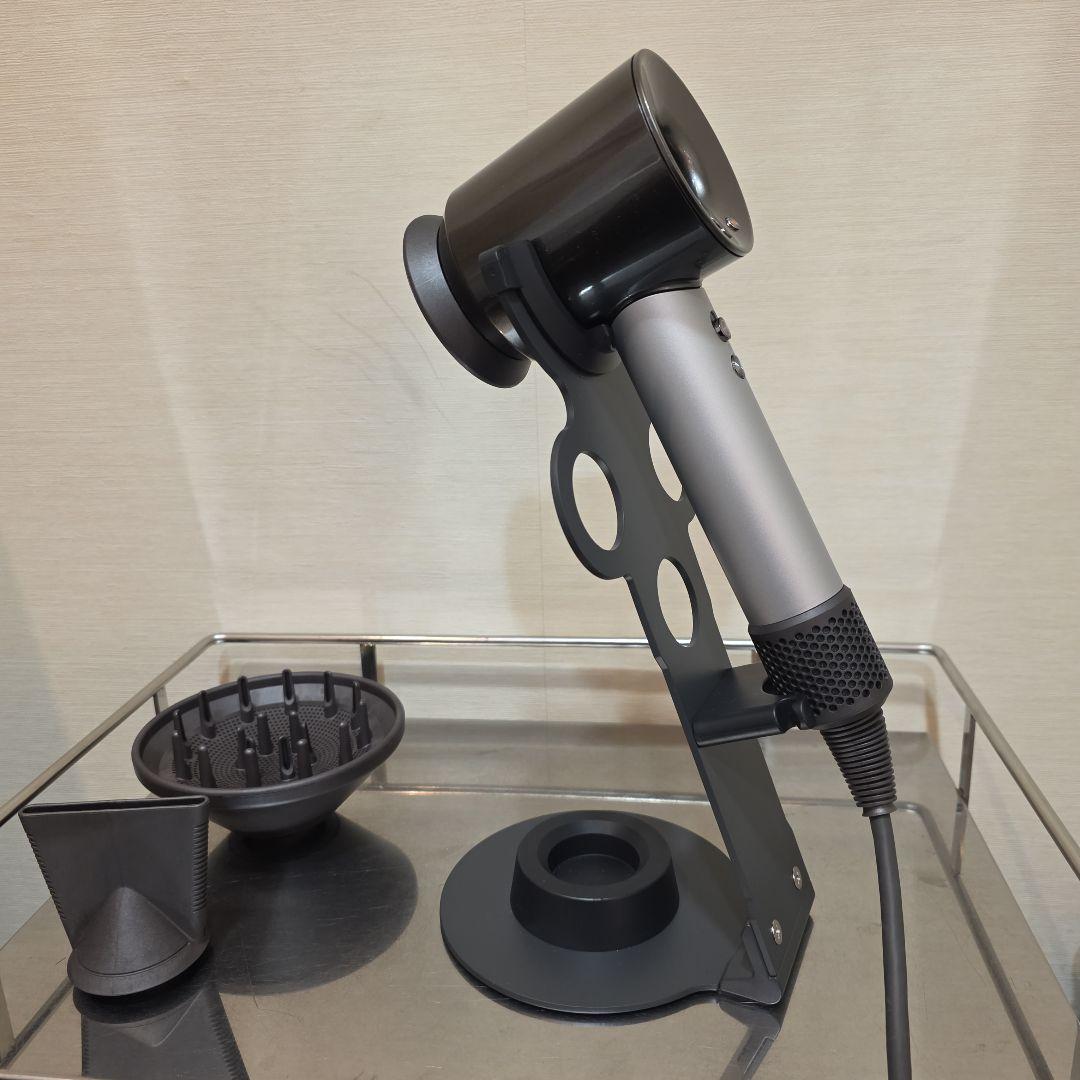 Dyson Supersonic ヘアドライヤー シルバー