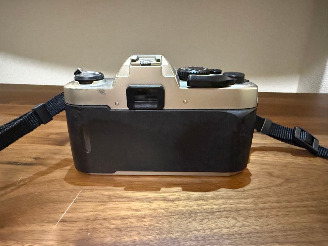 Nikon FM10 シルバー フィルムカメラ