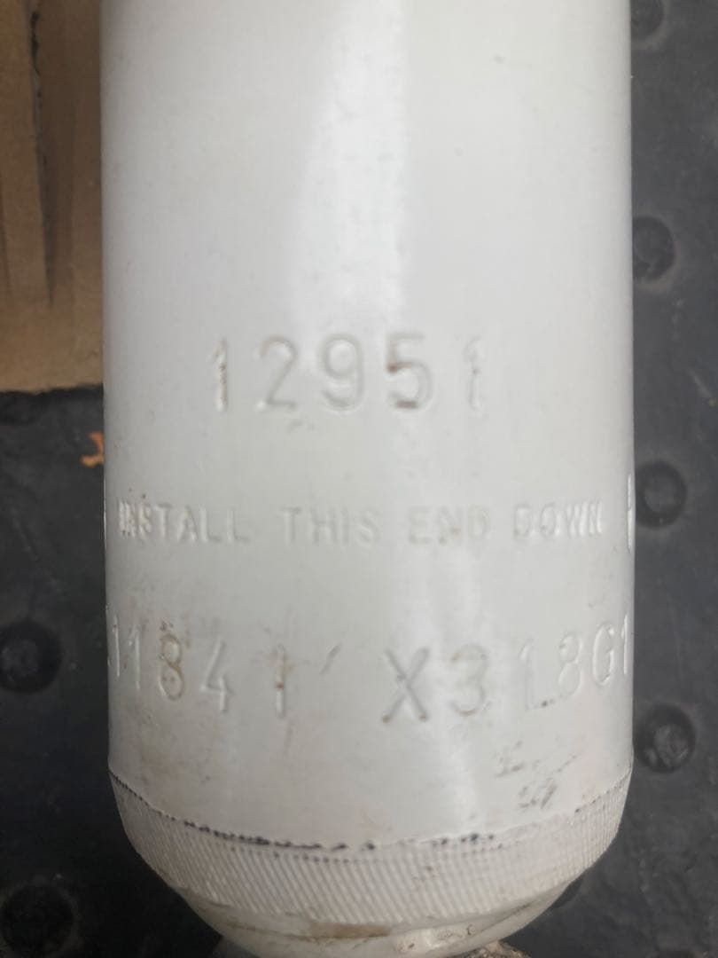 プロコンプ　ES1000 超ロングショック　jb74 4インチ　ジムニー