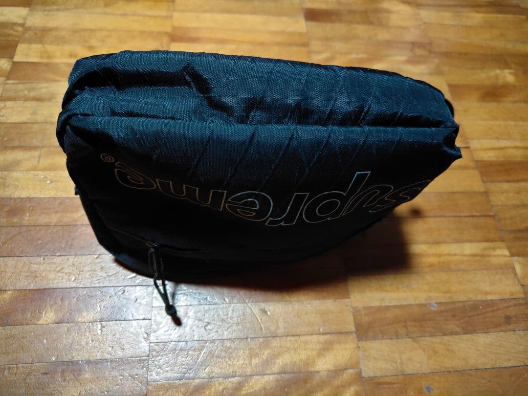 Supreme　シュプリーム　ショルダーバッグ　ブラック