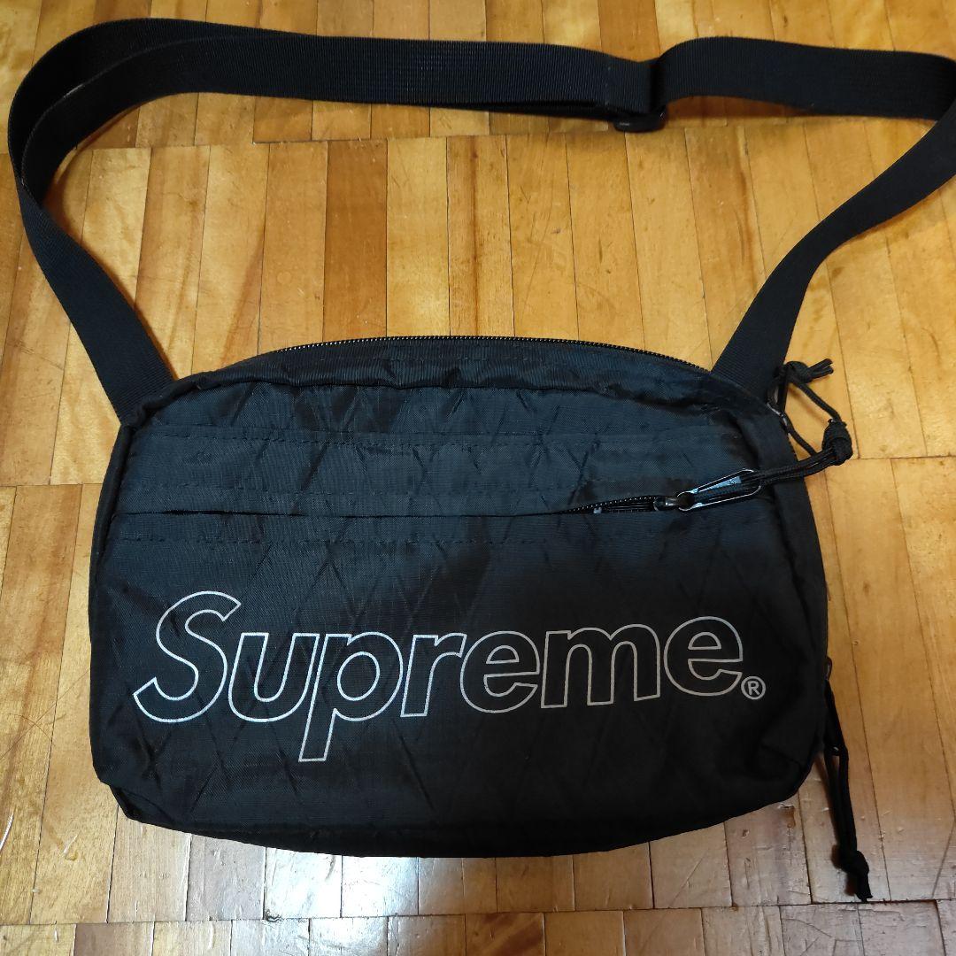Supreme　シュプリーム　ショルダーバッグ　ブラック