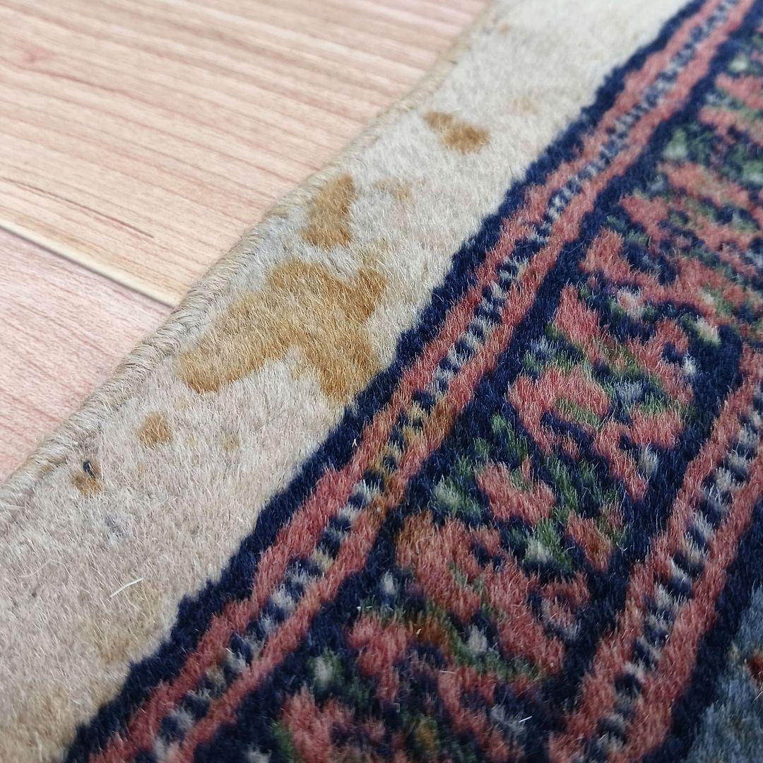 Y3202 パキスタン絨毯 ウール 手織り 180×128㎝