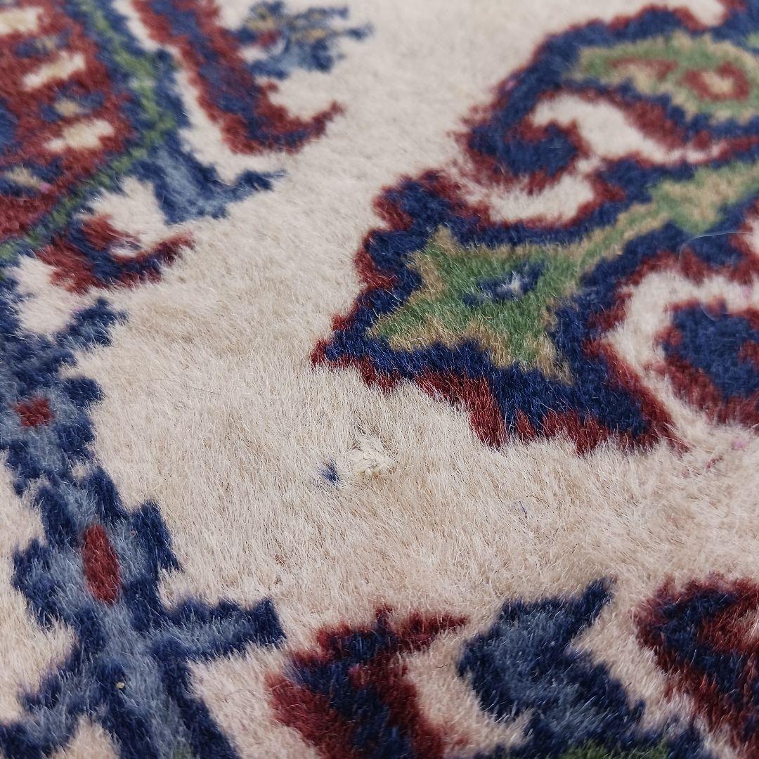 Y3202 パキスタン絨毯 ウール 手織り 180×128㎝