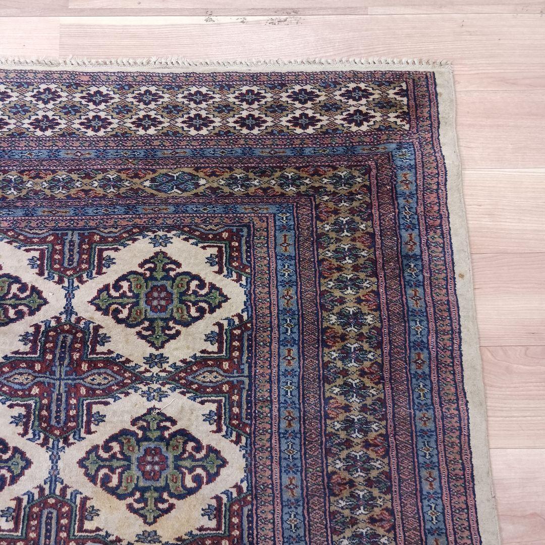 Y3202 パキスタン絨毯 ウール 手織り 180×128㎝