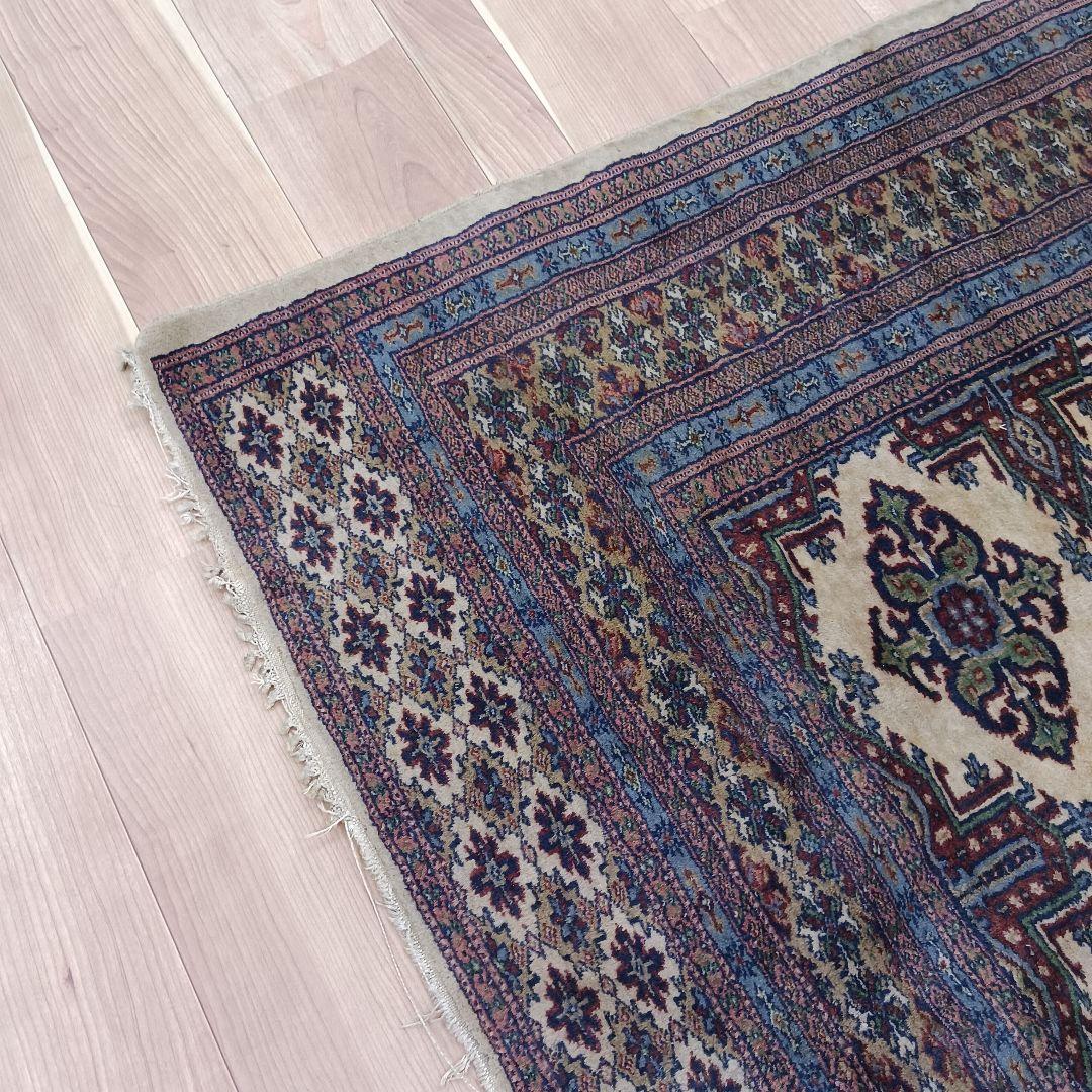 Y3202 パキスタン絨毯 ウール 手織り 180×128㎝