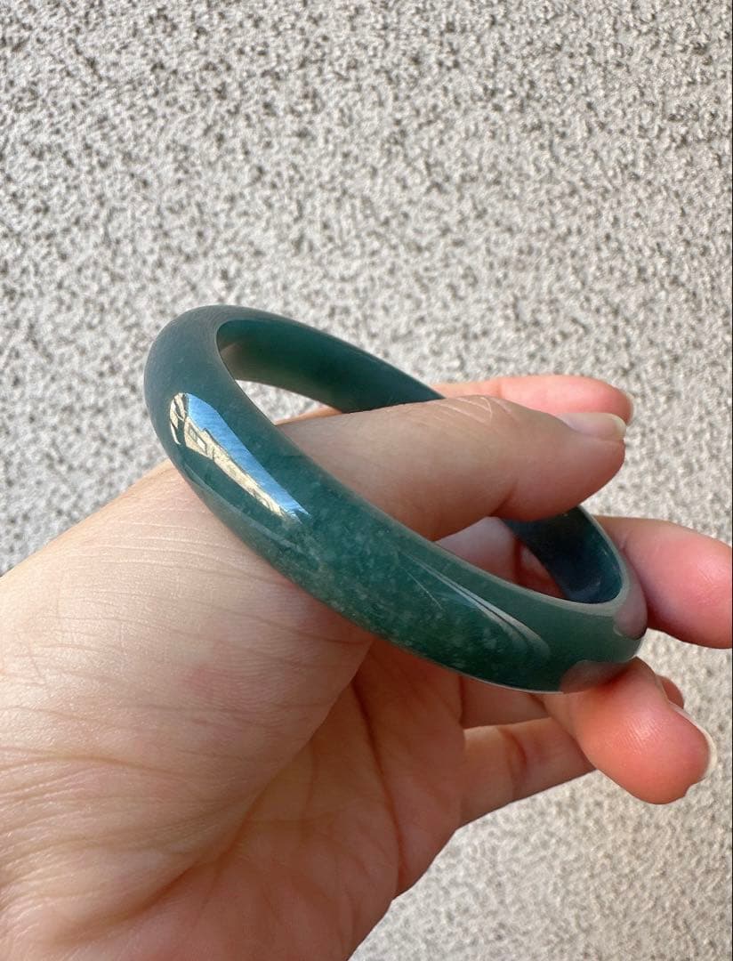 Ａランク翡翠 ヒスイバングル 藍水翡翠　鑑定書付き