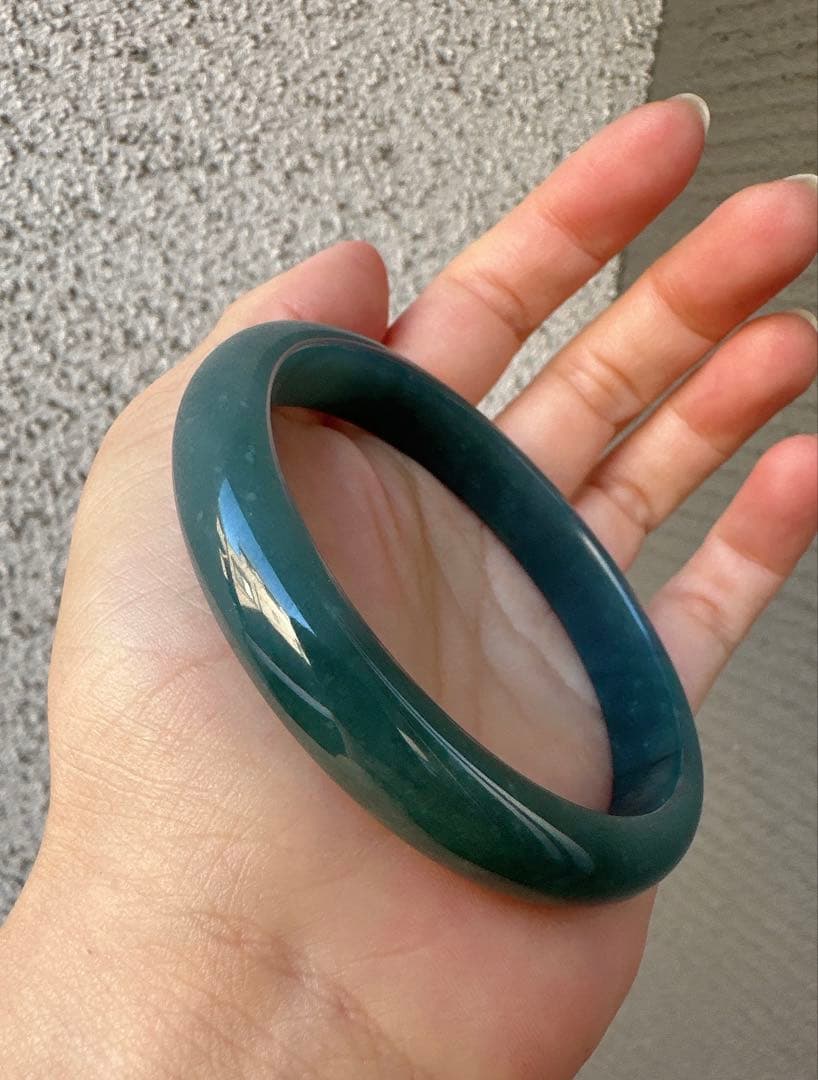 Ａランク翡翠 ヒスイバングル 藍水翡翠　鑑定書付き