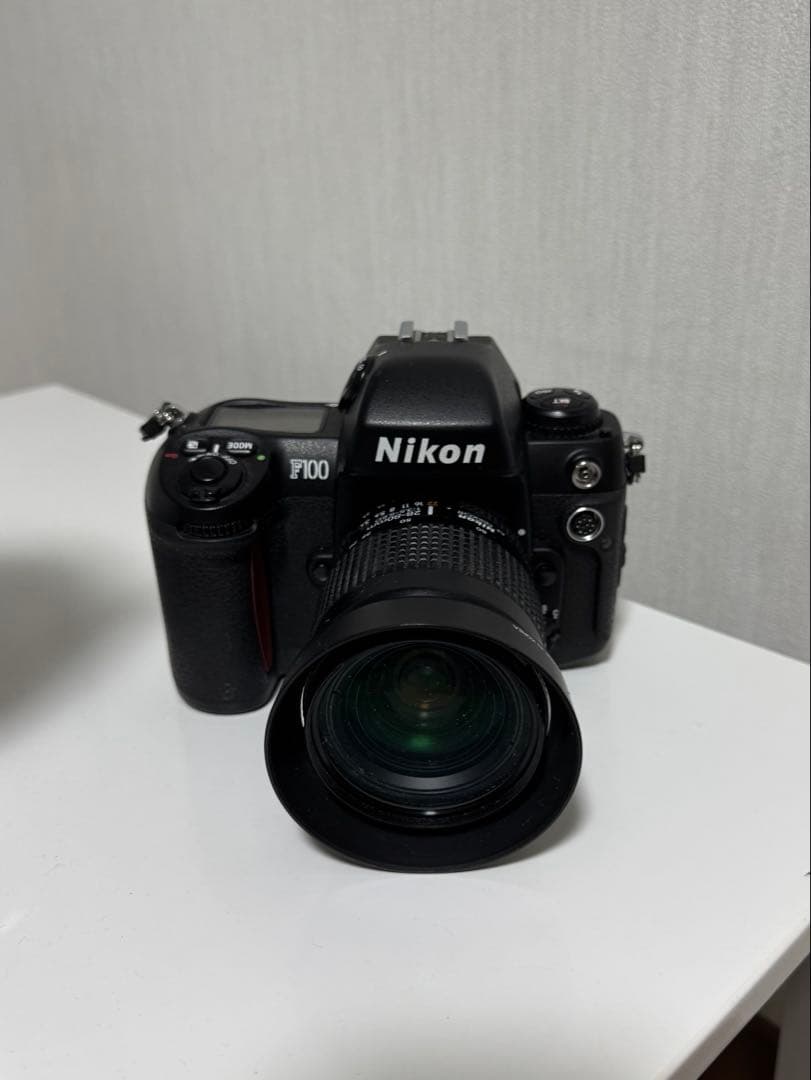 Nikon F100 フィルムカメラ 28-80mmレンズ