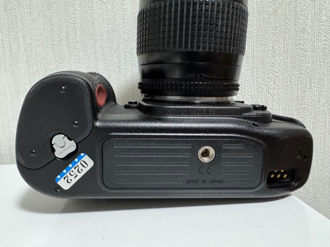 Nikon F100 フィルムカメラ 28-80mmレンズ