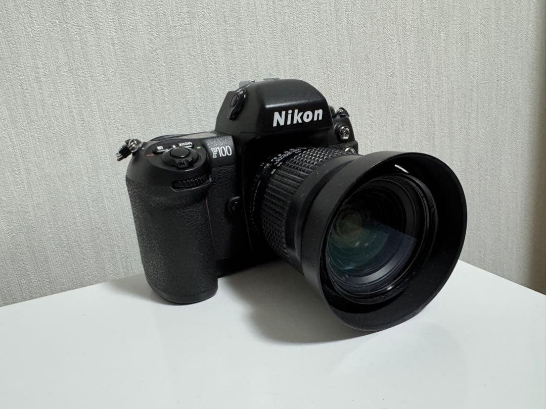 Nikon F100 フィルムカメラ 28-80mmレンズ