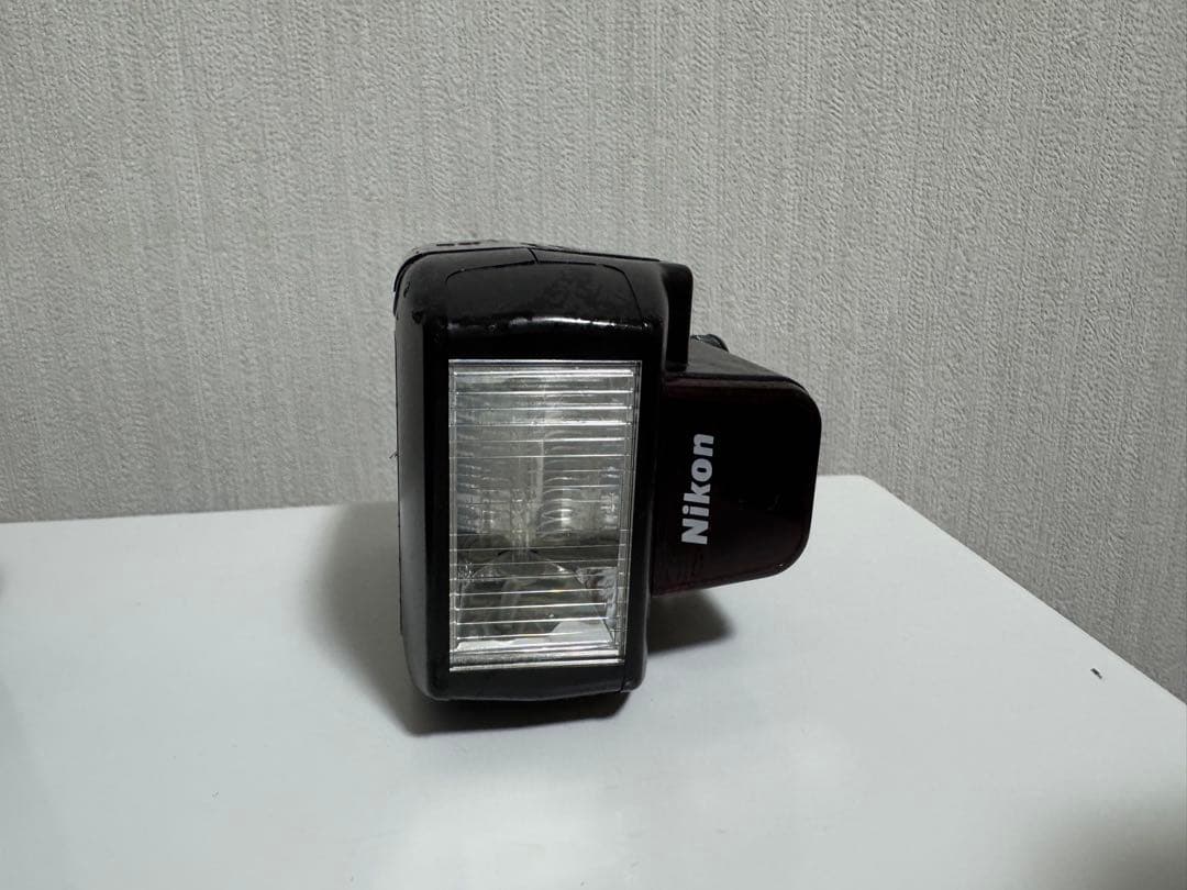 Nikon F100 フィルムカメラ 28-80mmレンズ