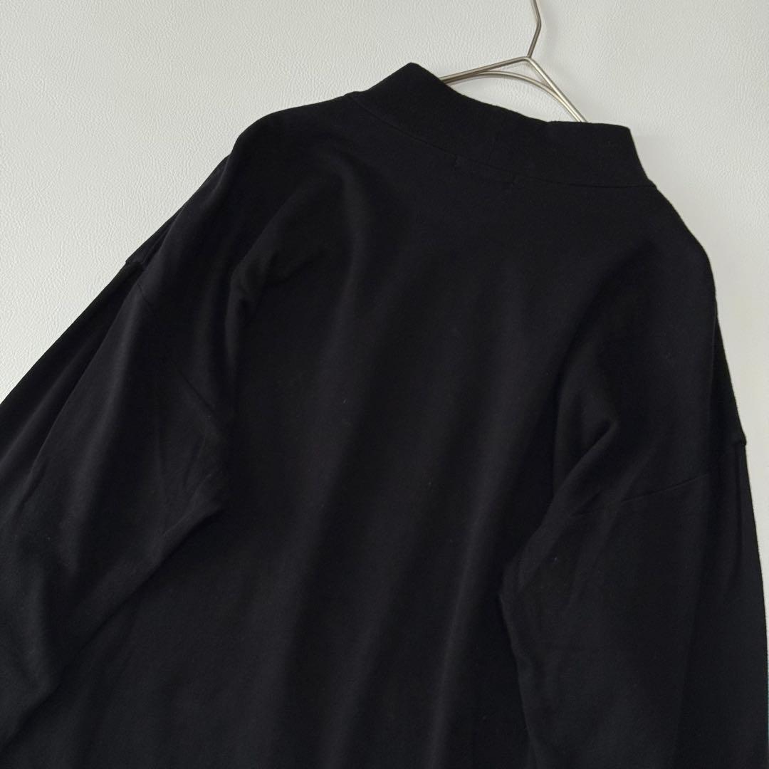 トクコプルミエヴォル アートプリント ハイネック チュニック 黒 人物柄 日本製