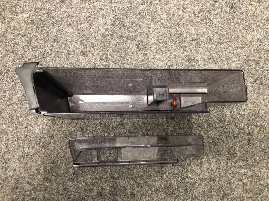 デロンギ　全自動コーヒーマシン　ESAM1000SJ