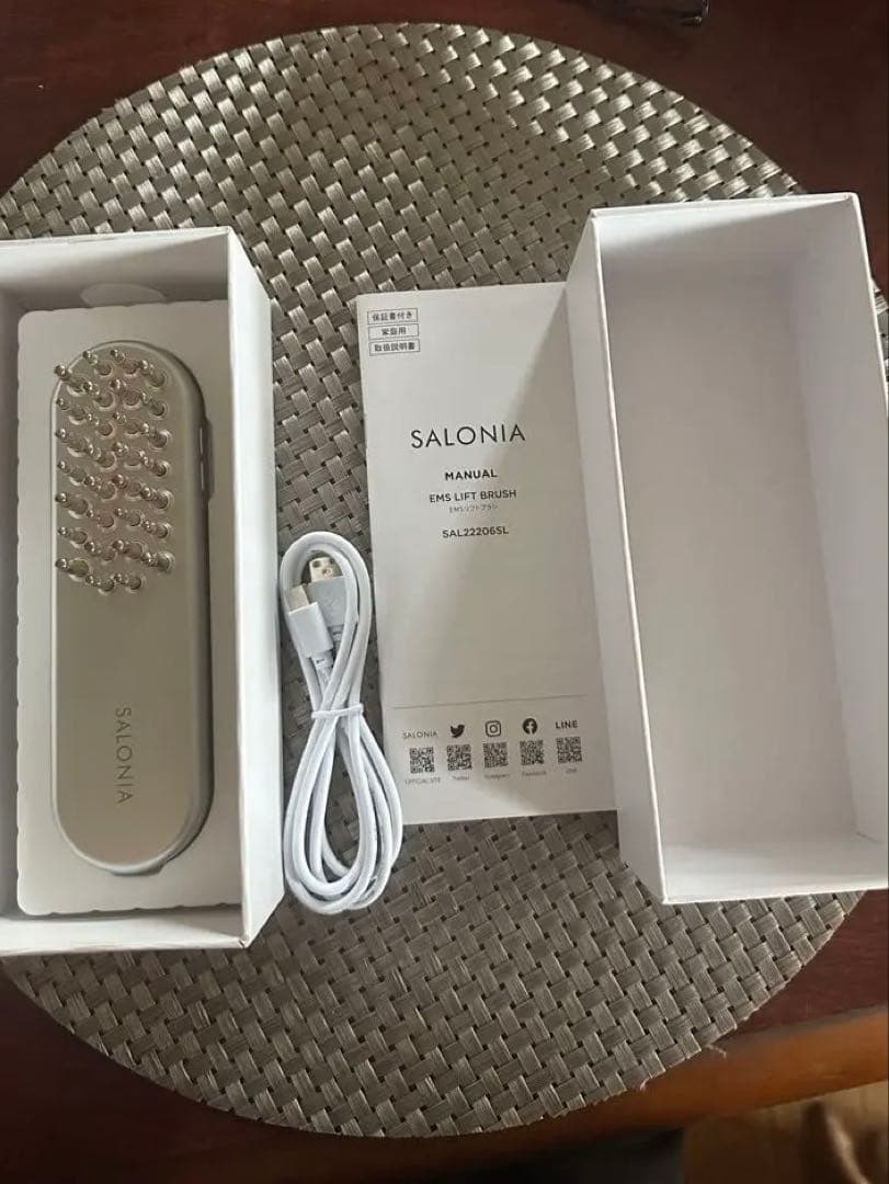 SALONIA EMS リフトアップブラシ　サロニア