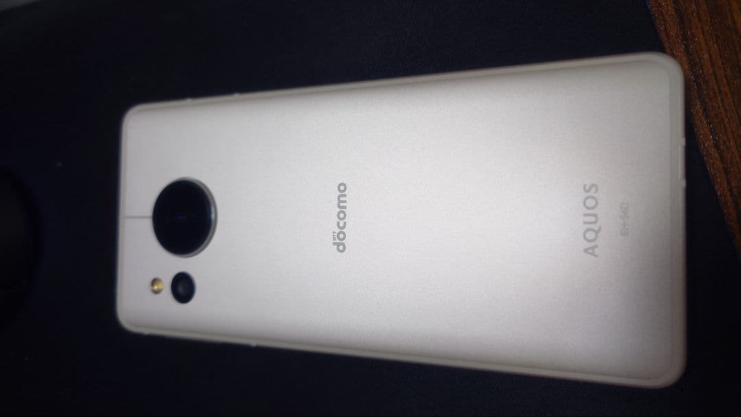 AQUOS sense8 docomo スマートフォン本体