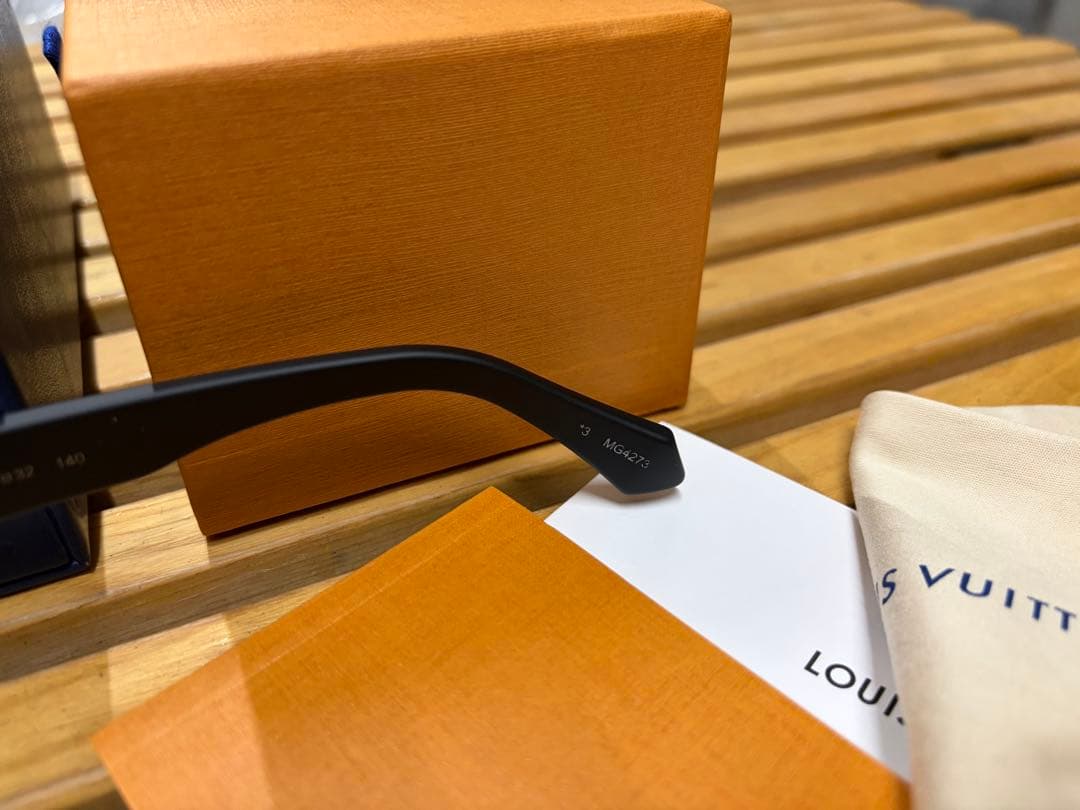 【送料込】ルイ・ヴィトン　サングラス・IV スーパーヴィジョン・ラウンド