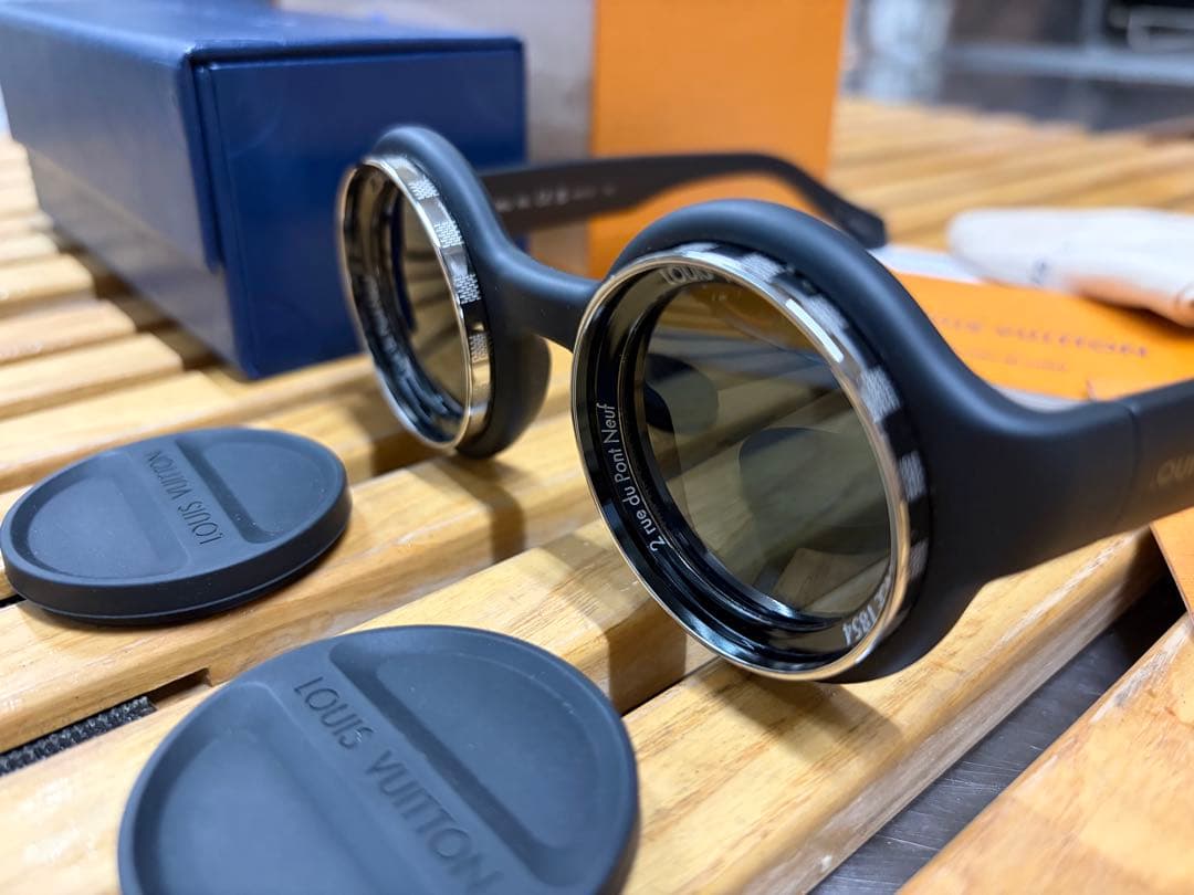 【送料込】ルイ・ヴィトン　サングラス・IV スーパーヴィジョン・ラウンド