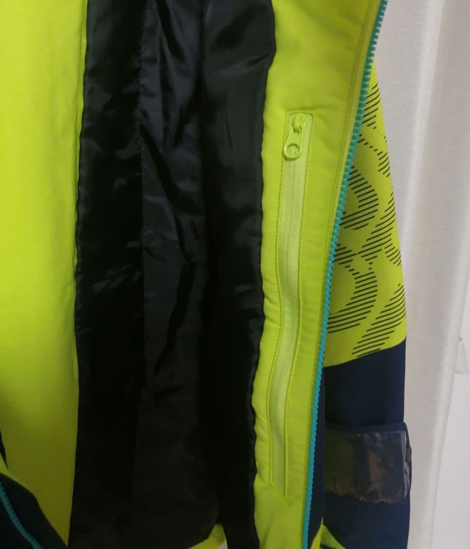 DESCENTE　スキーウェア　ジャケット　SIO