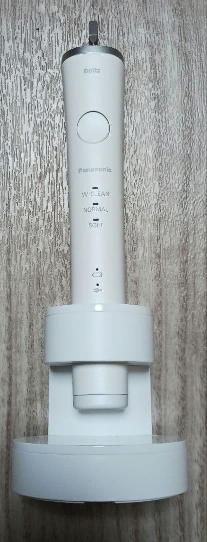 パナソニック EW-DP37-W 電動歯ブラシ本体　ドルツ