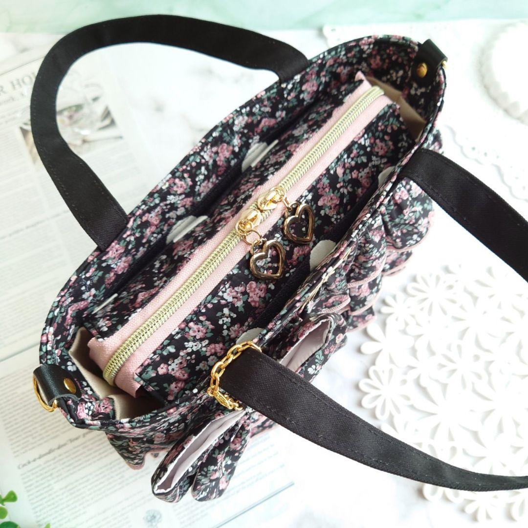 ムーンモス✩.*˚フリルバッグ ポーチ