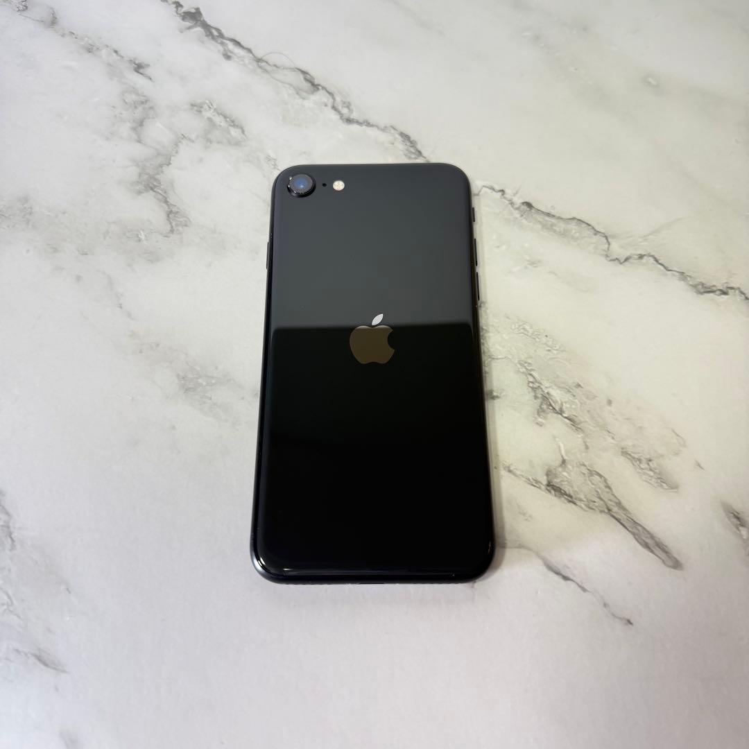 ★美品　iPhone SE2 128GB SIMフリー バッテリー100%