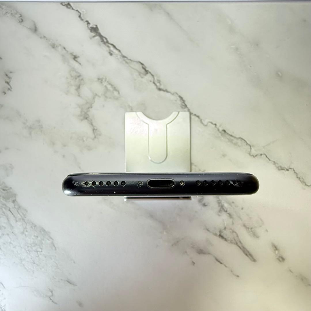 ★美品　iPhone SE2 128GB SIMフリー バッテリー100%