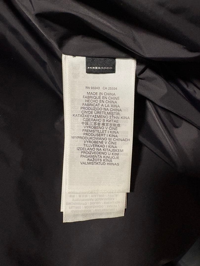 DIESEL ブラック ダウンベスト