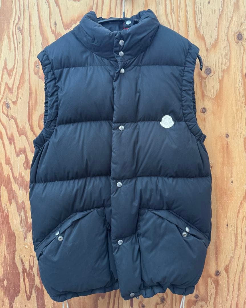 MONCLERV モンクレールV 黒 ベスト サイズ1