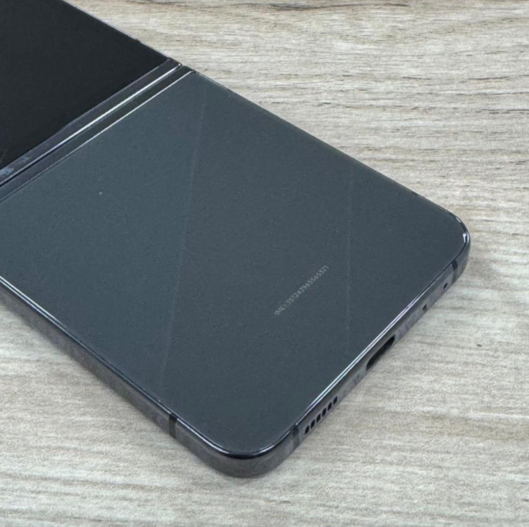 ジャンク品 Samsung Galaxy Z Flip 5 SIMフリー版