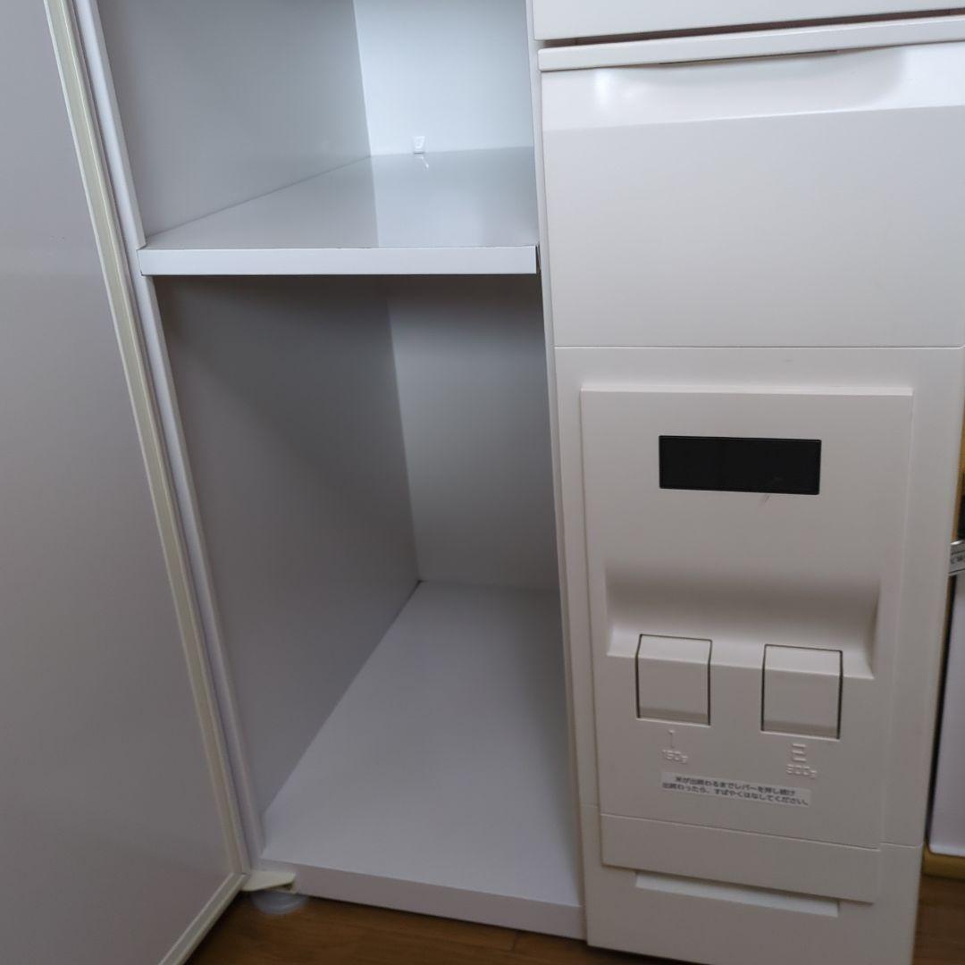 【最終お値下げ】レンジ台　米びつ付　エムケー精工　SK-311W