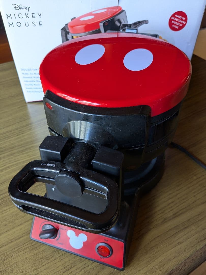 最終値下げ　日本未発売　ディズニー90周年記念　ミッキー　ワッフルメーカー
