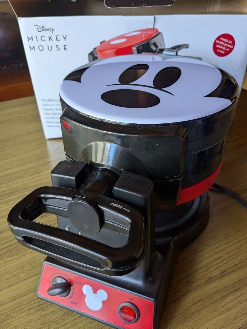 最終値下げ　日本未発売　ディズニー90周年記念　ミッキー　ワッフルメーカー