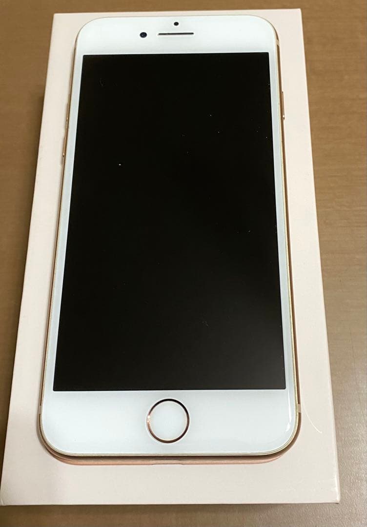 iphone8 64GB 本体 ゴールド