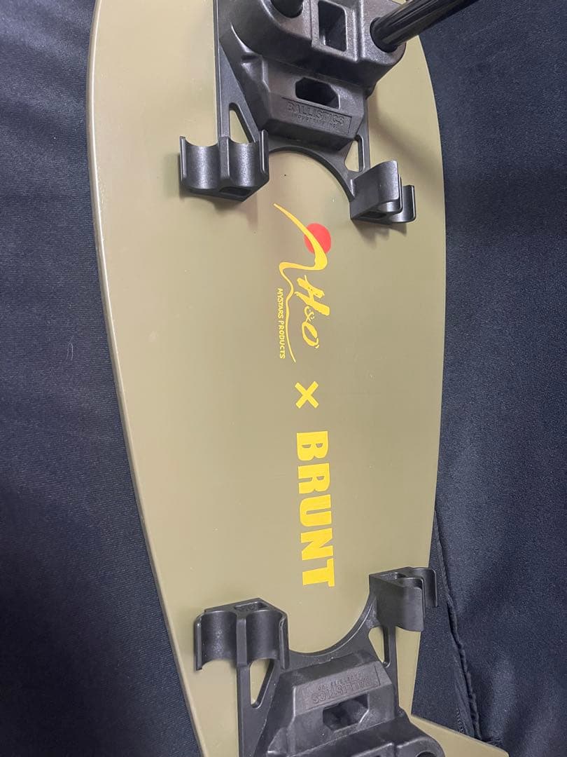 brunt h&o ラストショット オリーブ