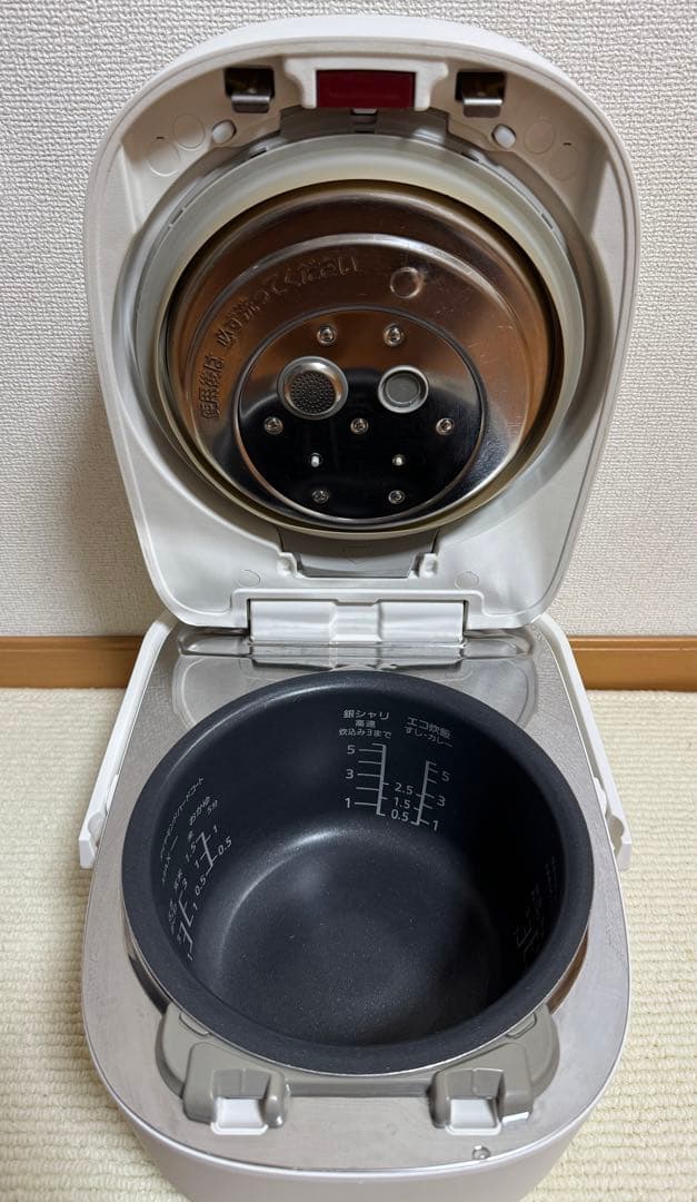 炊飯器 Panasonic5.5合 SR-MPW100 2020年製動作保証