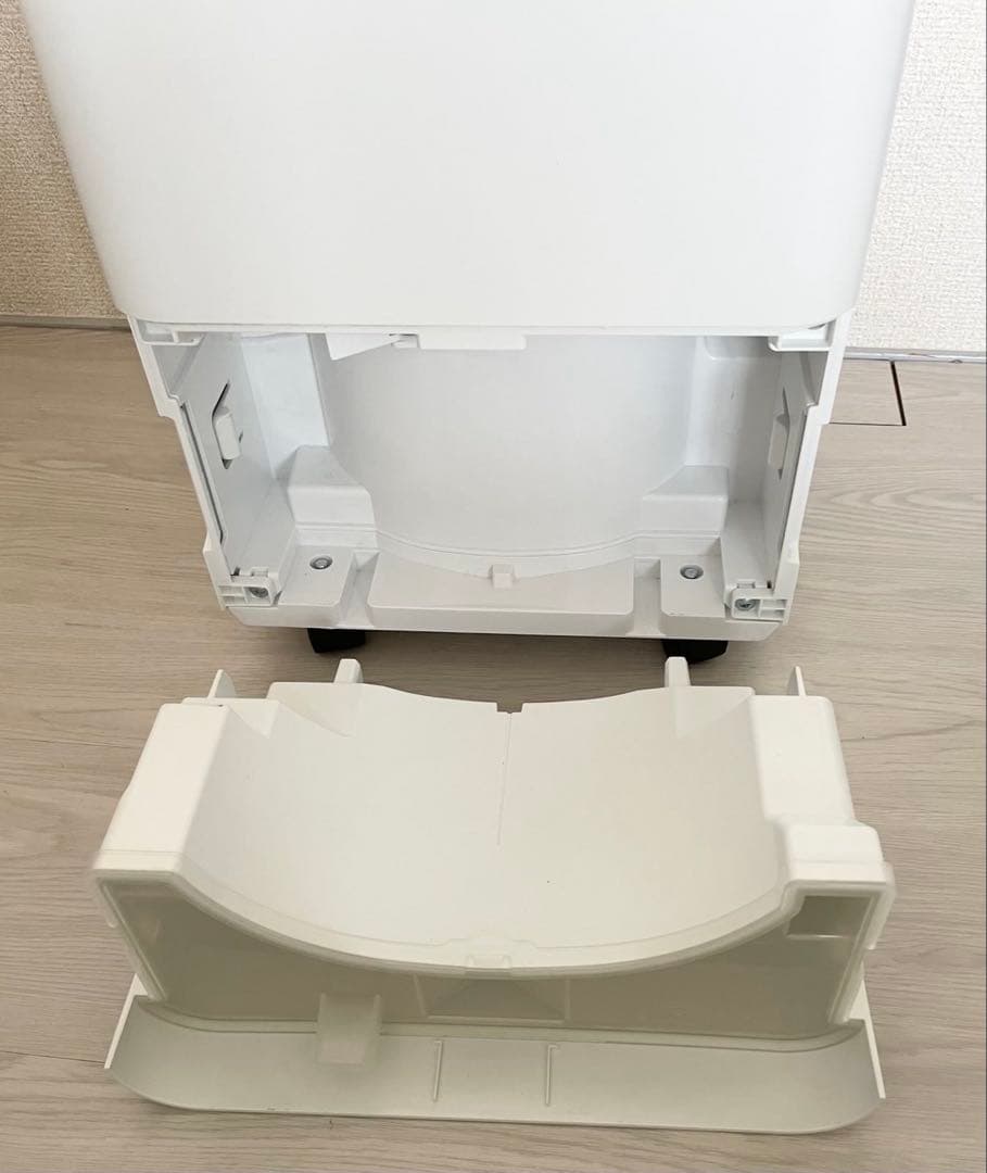 2024年製 アイリスオーヤマ コンパクトクーラー ICA-0301G-W